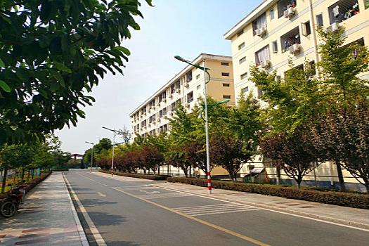 华蓥师范大学附中复读条件,人大附中复读学校