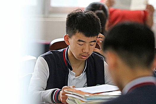 成都锦城广场高考集训机构,高考学校高考复读集训能不能不去高考成绩在外面高考老师